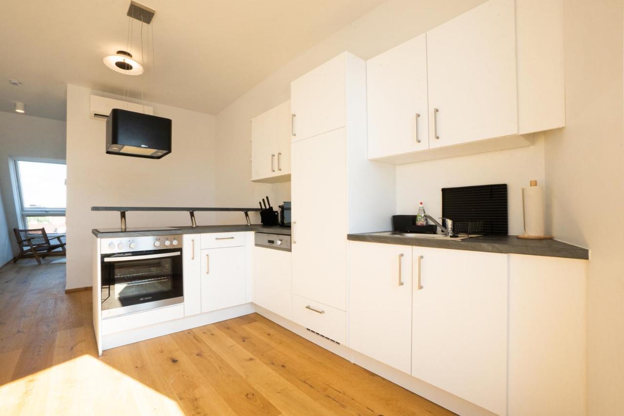 Orestaliving - Penthouse With Private Terrace Wina Bagian luar foto