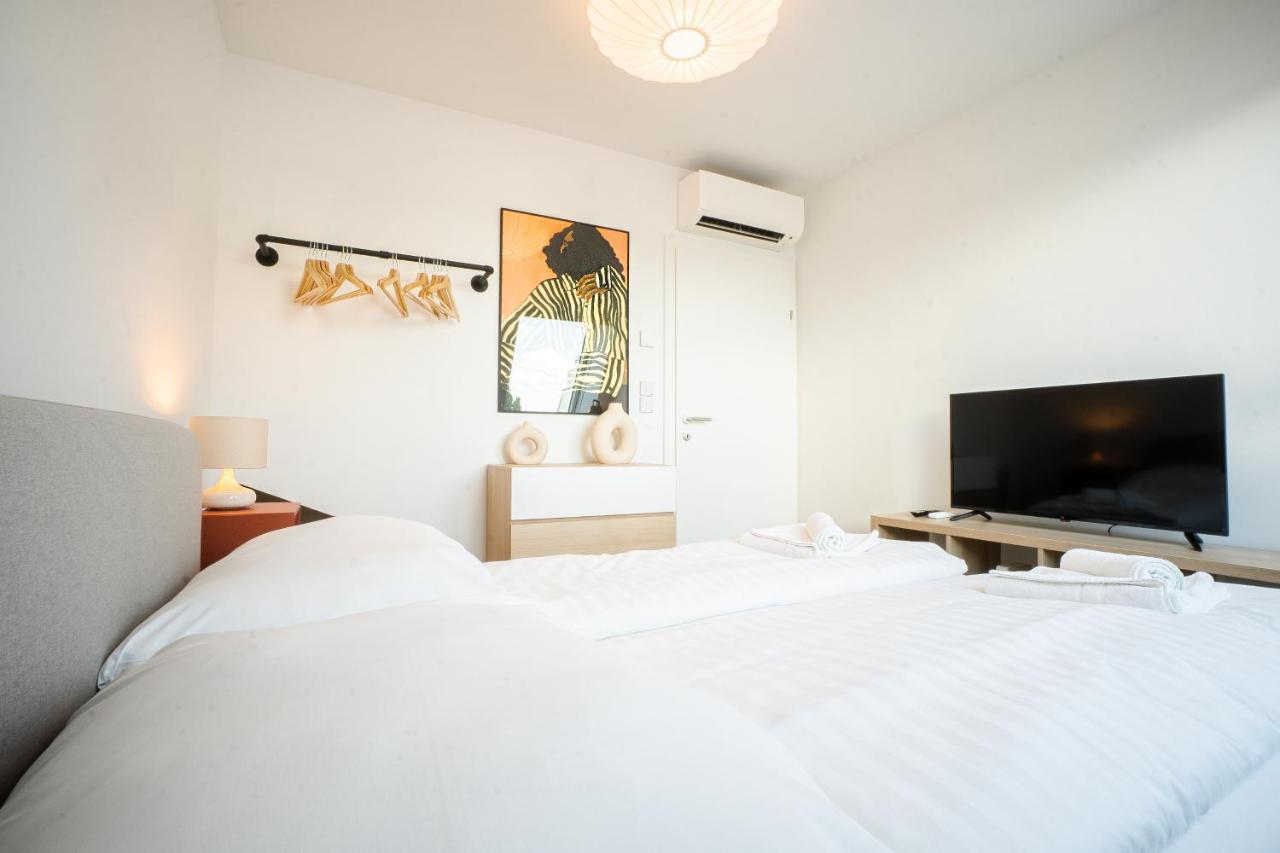 Orestaliving - Penthouse With Private Terrace Wina Bagian luar foto